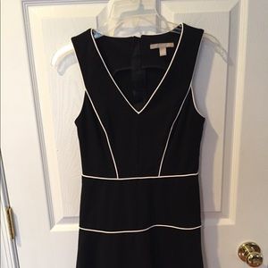 Banana Republic black with White piping sz 2